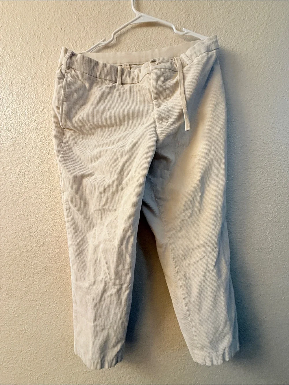 Uniqlo Men's Cream Corduroy Tapered Pants